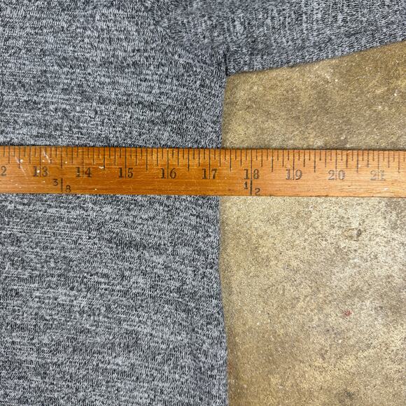 American Eagle Soft & Sexy Plush V‑neck Sweater‎ Gray Women’s Small - Picture 8 of 10